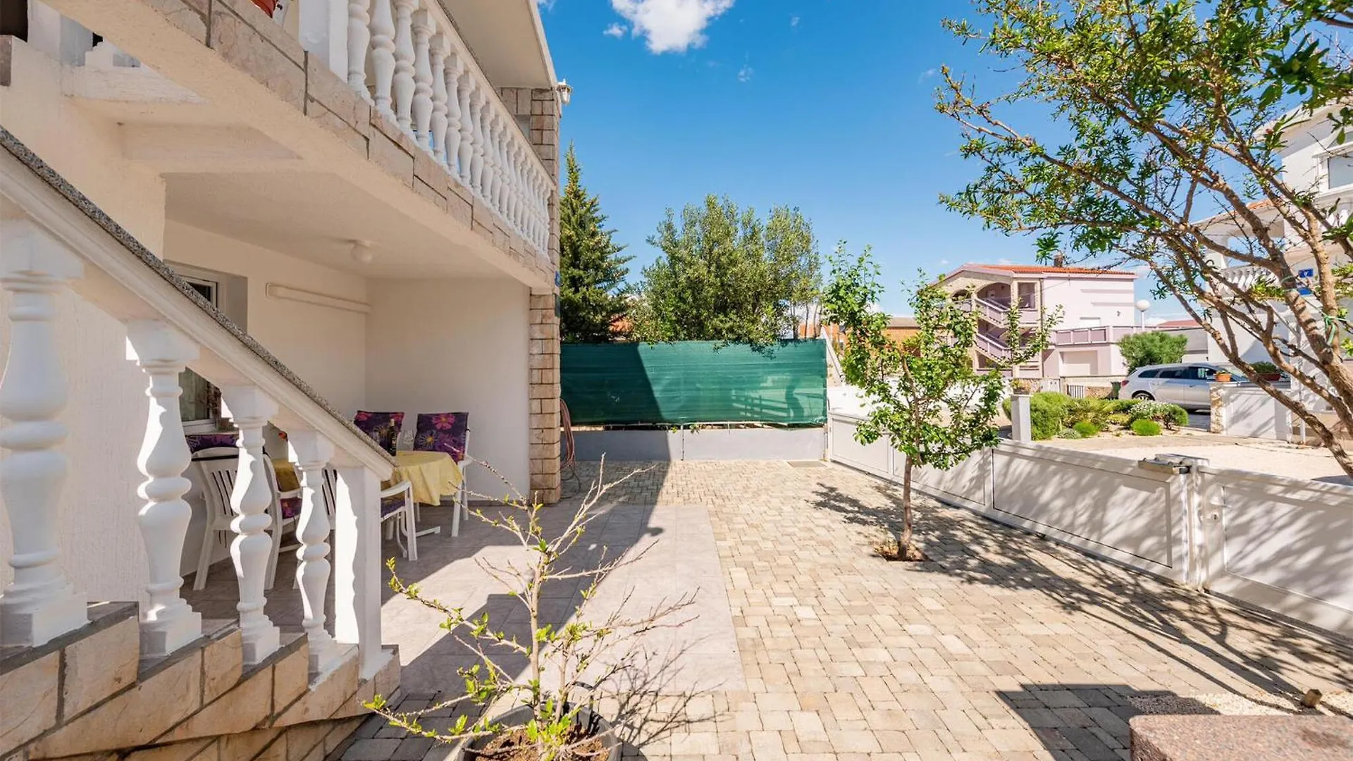 2 Bedroom Amazing Apartment In Vir Kroatië